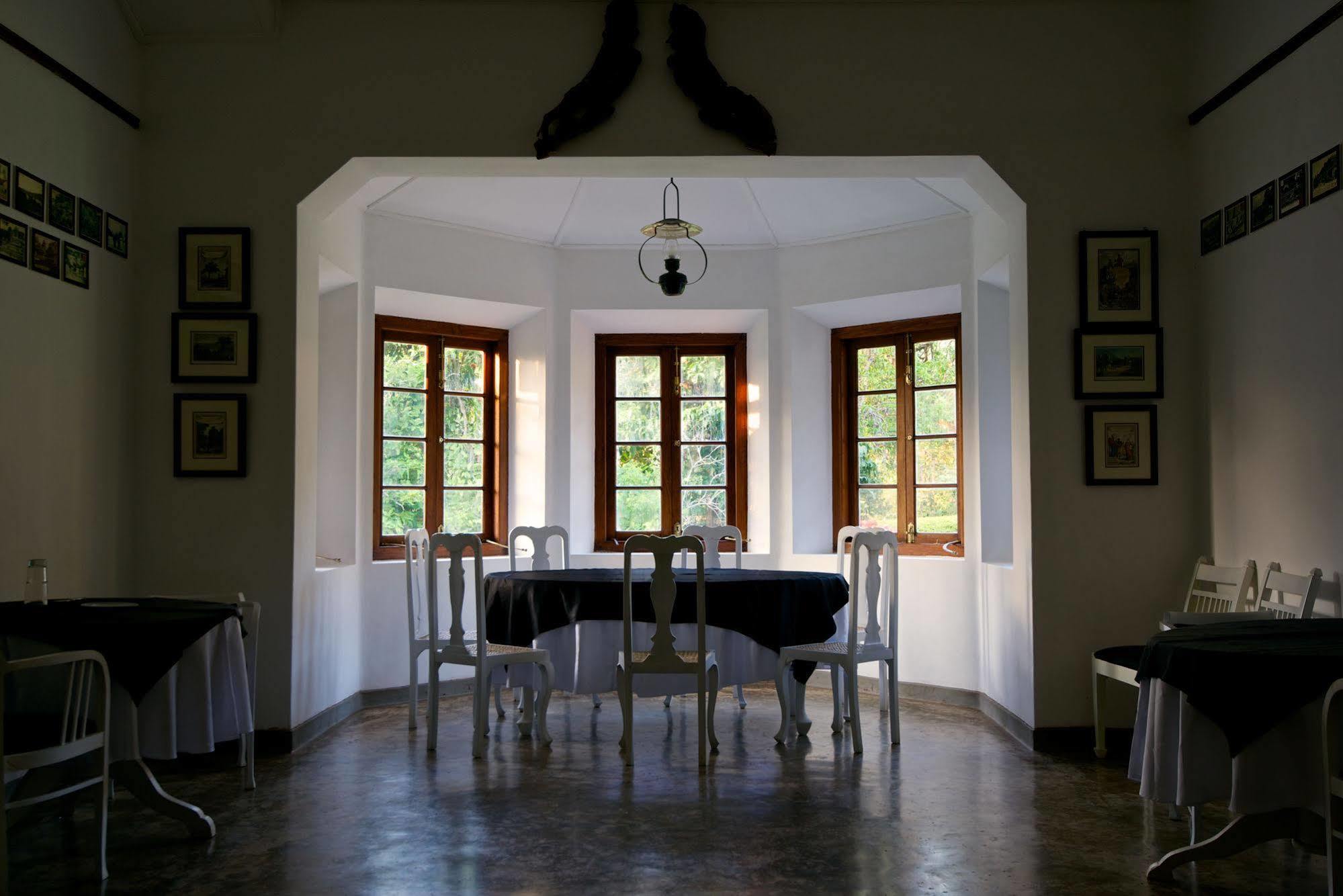 Mountbatten Bungalow- Thema Collection Kandy Zewnętrze zdjęcie