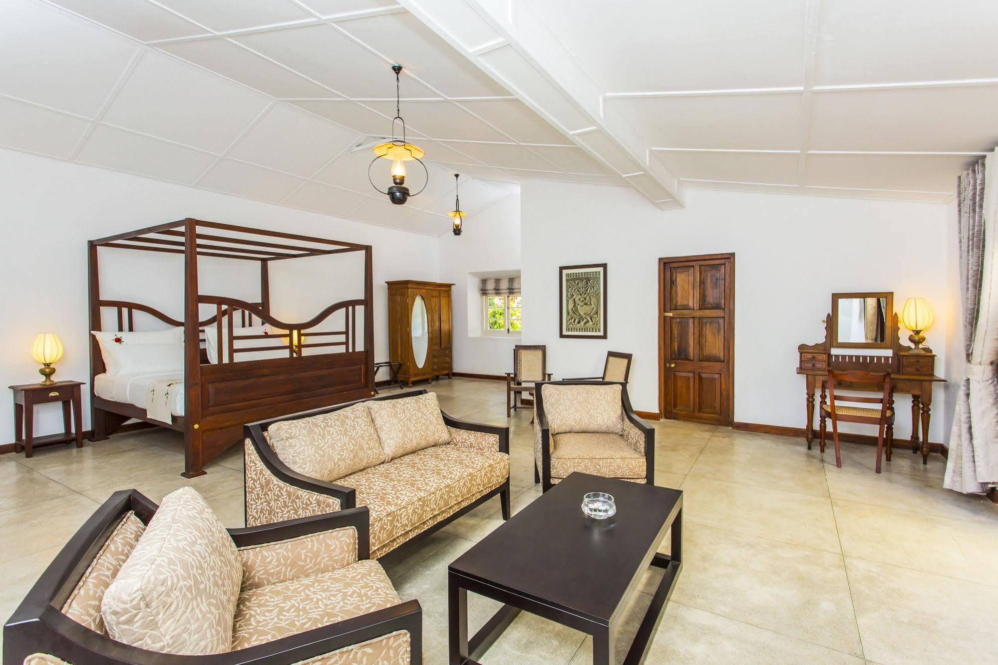 Mountbatten Bungalow- Thema Collection Kandy Zewnętrze zdjęcie
