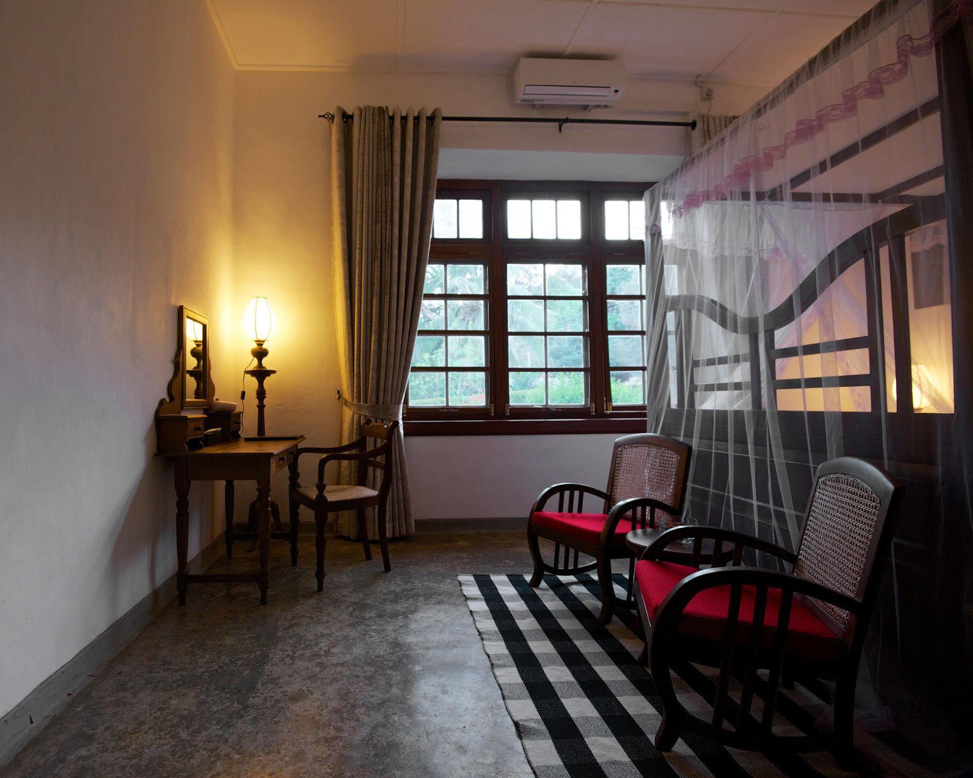 Mountbatten Bungalow- Thema Collection Kandy Zewnętrze zdjęcie